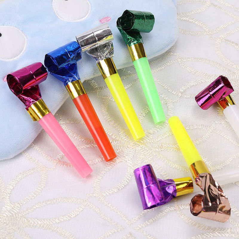 Dragón de juguete infantil con forma de rollo de plástico, ideal para fiestas y cumpleaños.