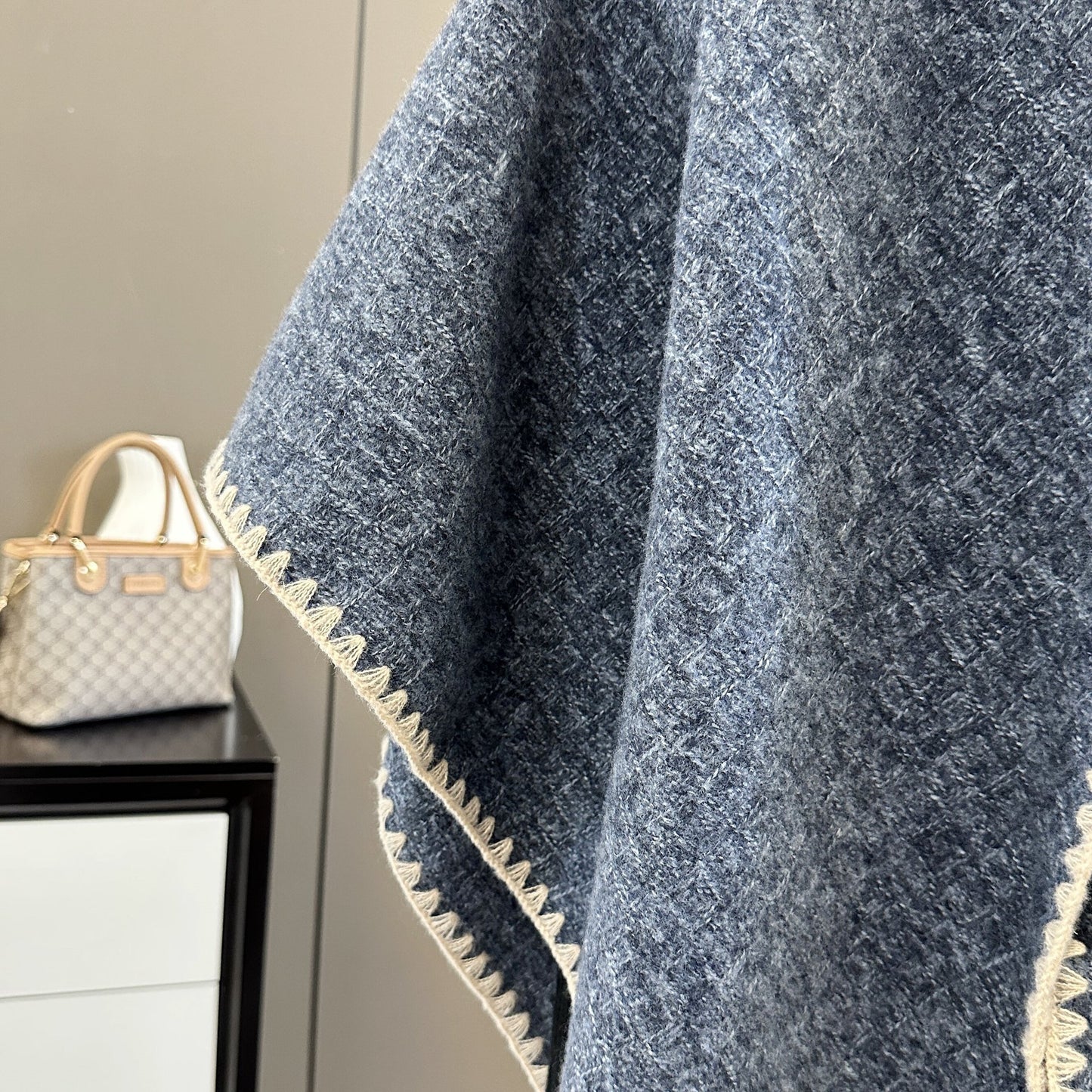 Bufanda de moda asequible de lujo para exteriores, ideal para otoño e invierno